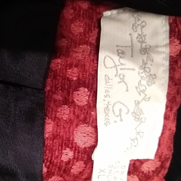 Taylor G  Red Velour Asian Flare Blazer - Picture 16 of 16